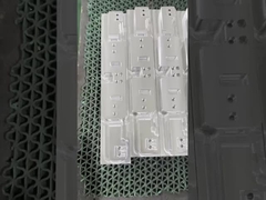 części ze stali nierdzewnej anodowanej z aluminium