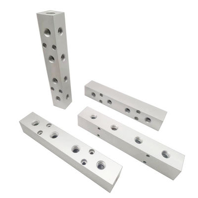 Dobra cena. 5 Oś Produkty frezowania CNC Obróbka mosiądza Części metalowe ze stali nierdzewnej Precyzja w Internecie